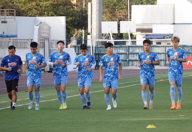 U22 Việt Nam có thể tiếp tục bị đổi sân thi đấu ở SEA Games 33. Ảnh: VFF