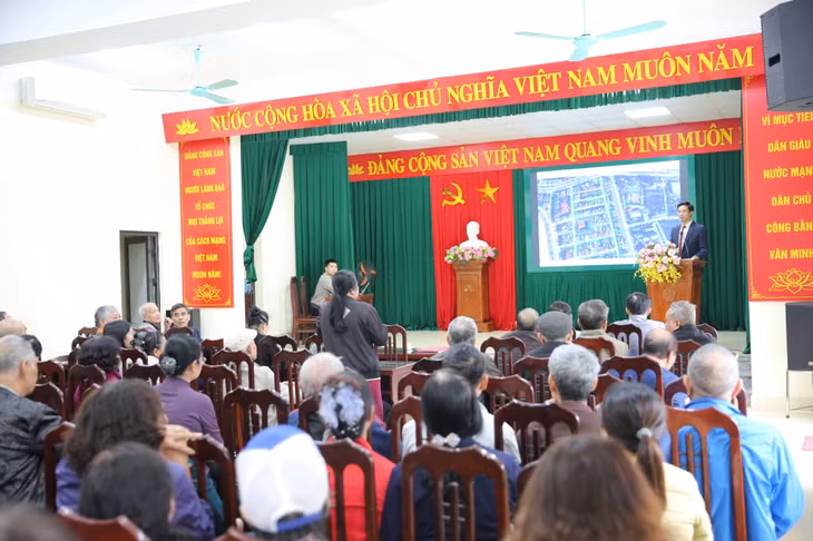 Phường Hạ Long triển khai việc cải tạo nâng cấp đô thị tới người dân tại khu phố 2A, 2B.