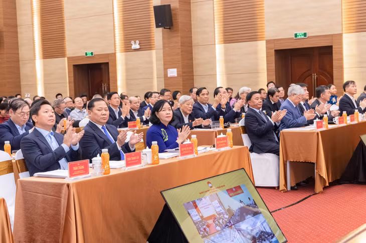 Các đại biểu dự Hội nghị.