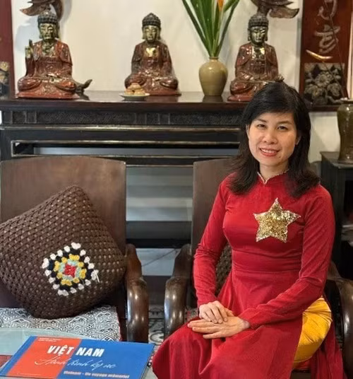 Tiến sĩ Dân tộc học Hoàng Thị Hồng Hà.