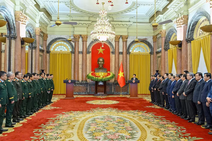 Toàn cảnh buổi lễ. (Ảnh: THỦY NGUYÊN)
