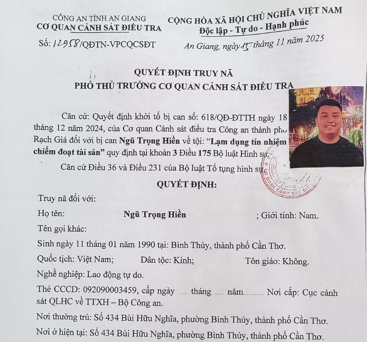 Quyết định truy nã. Ảnh: Vũ Tiến