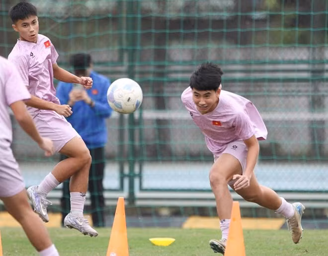 U17 Việt Nam có khởi đầu thuận lợi trong chuyến tập huấn Nhật Bản. Ảnh: VFF