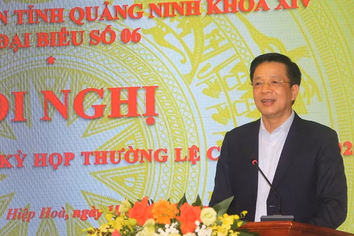 Đồng chí Nguyễn Văn Hồi, Ủy viên BTV, Chủ nhiệm Ủy ban Kiểm tra Tỉnh uỷ, đại biểu HĐND tỉnh, thông tin đến cử tri phường Hiệp Hòa về nội dung, chương trình Kỳ họp.