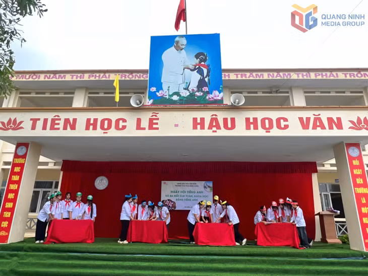 Ngày hội tiếng Anh tại Trường THCS Minh Châu, đặc khu Vân Đồn.