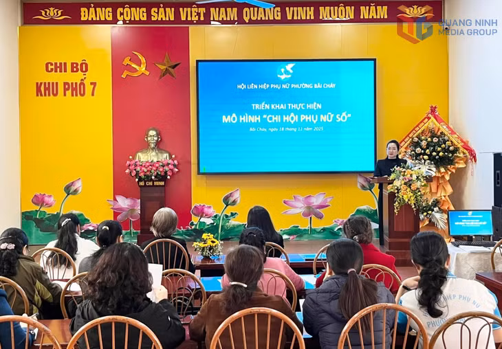 Hội LHPN phường Bãi Cháy tổ chức triển khai mô hình “Chi hội Phụ nữ số”.