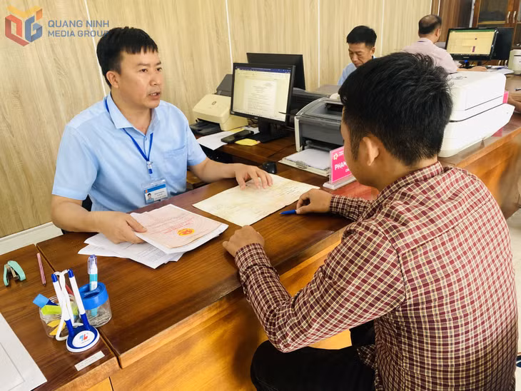 Hạ tầng số đáp ứng nhu cầu cho cán bộ và người dân xã Điền Xá giao dịch TTHC một cách thuận lợi.