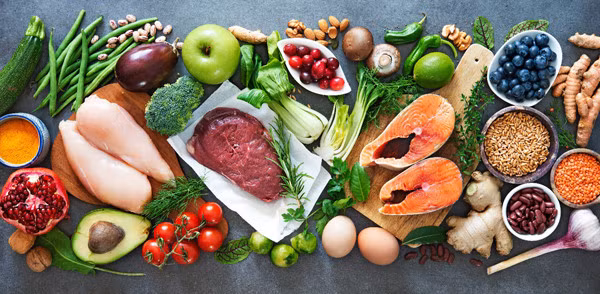 Chọn thực phẩm giàu dinh dưỡng để giữ gìn sức khỏe trong suốt mùa đông.