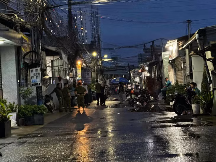 Công an đang điều tra làm rõ vụ đánh nhau gây chết người. Ảnh: Đình Trọng