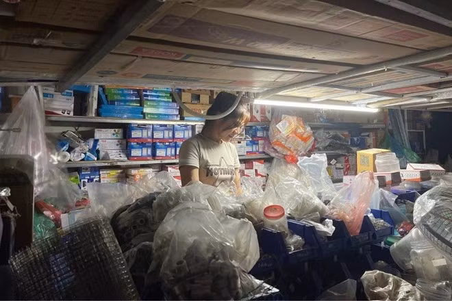 Hộ kinh doanh có doanh thu dưới 200 triệu đồng/năm bắt buộc phải kê khai doanh thu 2 lần/năm để xác định nghĩa vụ thuế. Ảnh: Thanh Bình