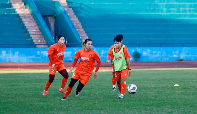 Tuyển nữ Việt Nam duy trì nhịp độ tập luyện, sẵn sàng cho chuyến tập huấn Nhật Bản. Ảnh: VFF