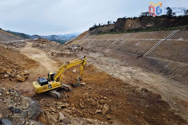 Các nhà thầu tăng cường trang thiết bị, nhân lực và tổ chức thi công 3 ca, 4 kíp.