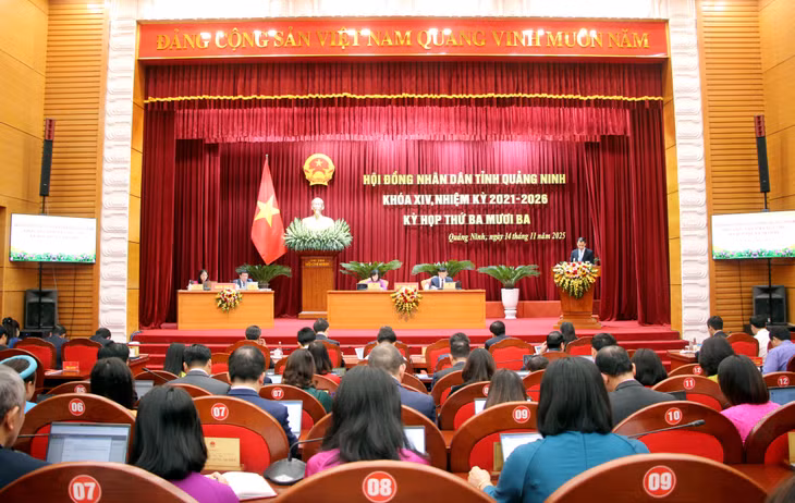 Quang cảnh kỳ họp.