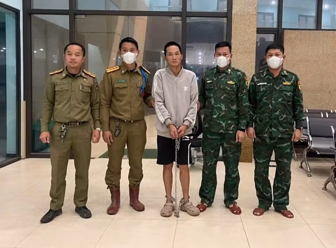 Lộc Hoàng Linh, một trong 2 đối tượng trốn lệnh truy nã bị bắt giữ. Ảnh: Biên phòng Quảng Trị