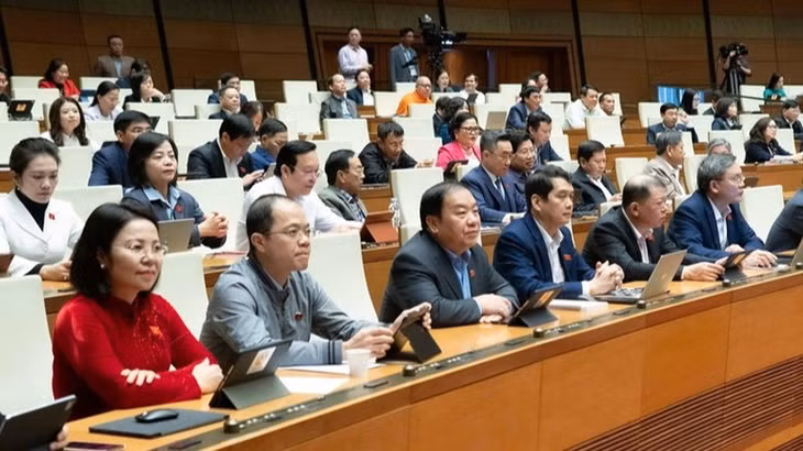 Quốc hội thảo luận tại hội trường về Dự án Luật Giáo dục đại học (sửa đổi). (Ảnh: QH)
