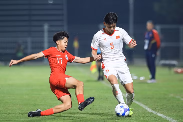 U17 Việt Nam gây sức ép lớn trước đối thủ. Ảnh: Minh Dân