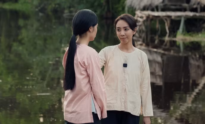Thu Trang trở lại với vai trò là đạo diễn trong Ai thương ai mến - Ảnh: ĐPCC