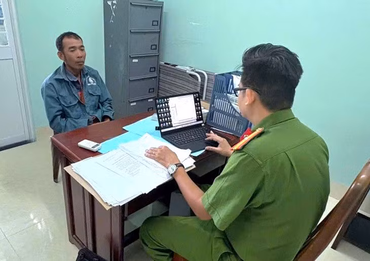 Công an tỉnh An Giang đã khởi tố vụ án, khởi tố bị can và lệnh cấm đi khỏi nơi cư trú đối với Đặng Thành Duy - Ảnh: HOÀNG ĐÔ