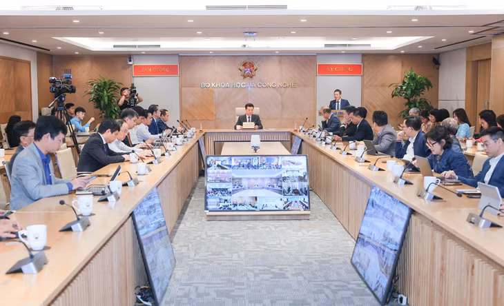 Lễ công bố khai trương hệ thống quản lý trực tuyến các nhiệm vụ khoa học và công nghệ diễn ra trong ngày 27.11. Ảnh: Hạo Thiên