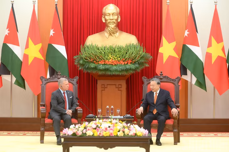 Tổng Bí thư Tô Lâm tiếp Quốc vương Jordan Abdullah II Ibn Al Hussein. (Ảnh: ĐĂNG KHOA)