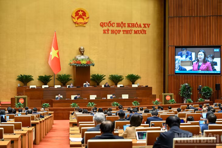 Quang cảnh phiên họp chiều 19/11. (Ảnh: DUY LINH)