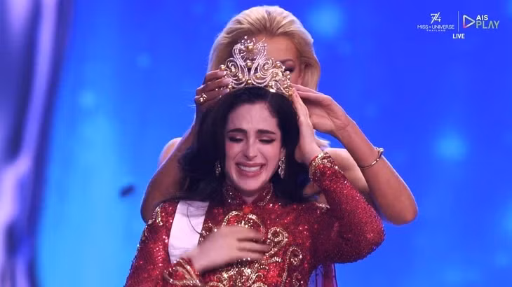 Khoảnh khắc đăng quang Miss Universe 2025 của người đẹp Mexico - Ảnh chụp màn hình
