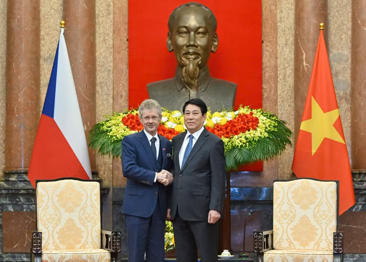 Chủ tịch nước Lương Cường tiếp Chủ tịch Thượng viện Quốc hội Cộng hòa Séc ngày 20/11. (Ảnh: Thủy Nguyên)