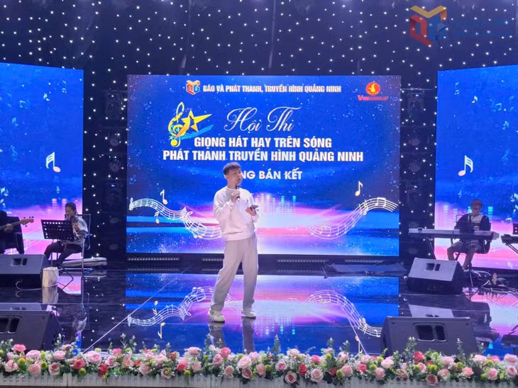 Các thí sinh đều nỗ lực tập luyện.
