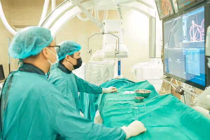 Nhiều lĩnh vực chuyên sâu tại Bệnh viện Bạch Mai đã ứng dụng AI để hỗ trợ nâng cao hiệu quả điều trị cho người bệnh. (Ảnh THẾ ANH)