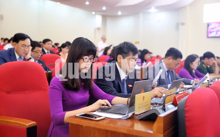 Đại biểu dự kỳ họp (7-2018). Ảnh: Hùng Sơn