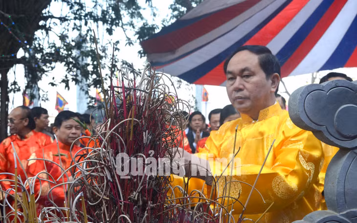 Bộ trưởng Bộ Công an Trần Đại Quang thăm và làm việc tại Quảng Ninh, tháng 2-2016 ảnh 3