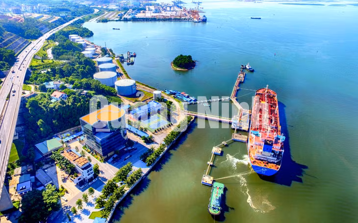 Toàn cảnh Công ty xăng dầu B12 (8-2017). Ảnh: Hùng Sơn