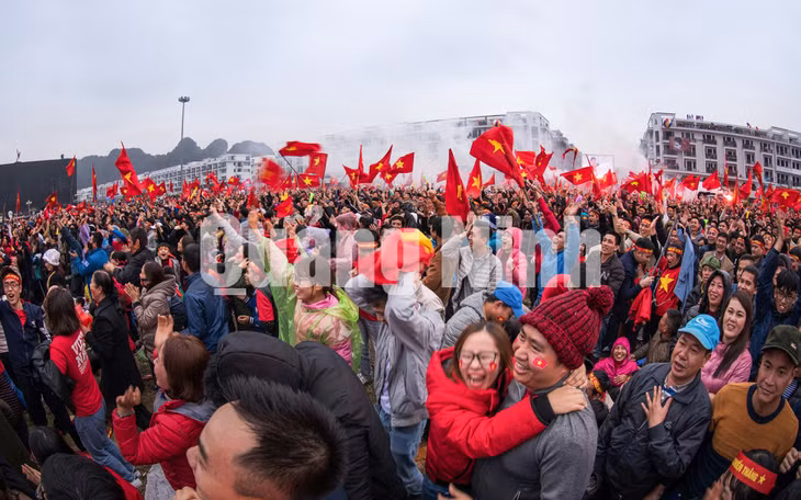 Niềm vui vỡ òa. Ảnh: Thành Chung