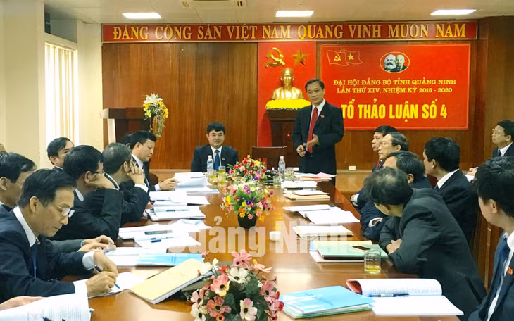 Đại biểu Vũ Hồng Thanh phát biểu tại Tổ thảo luận số 4