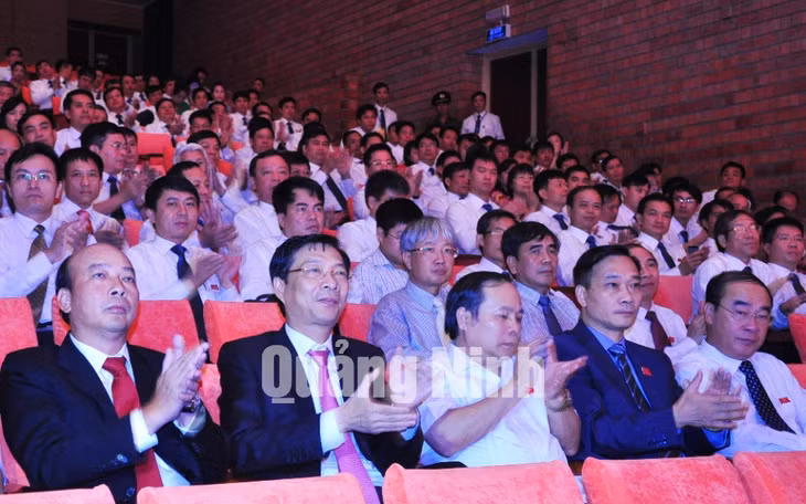 Các đồng chí lãnh đạo tỉnh dự đại hội.
