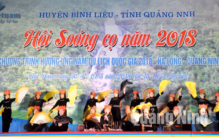 Lễ hội hát Soóng Cọ năm 2018. Ảnh: Khánh Giang
