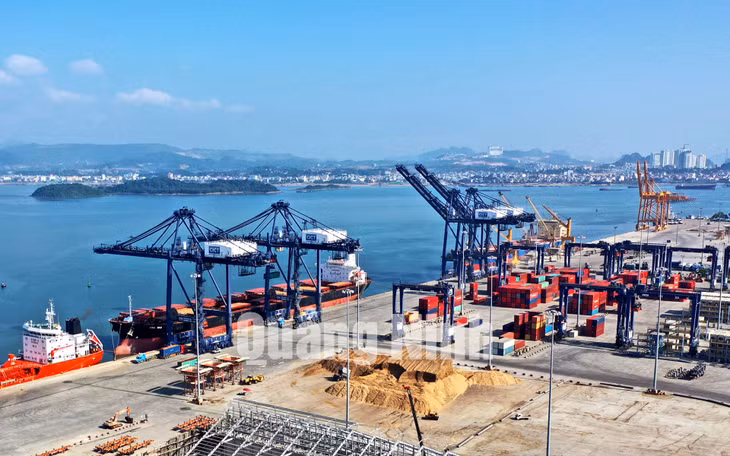 Cảng công ten nơ quốc tế Cái Lân (CICT) (1-2019). Ảnh: Hùng Sơn