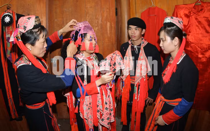 Đám cưới người Dao Thanh Y (xã Bằng Cả, TP Hạ Long) (5-2019). Ảnh: Khánh Giang