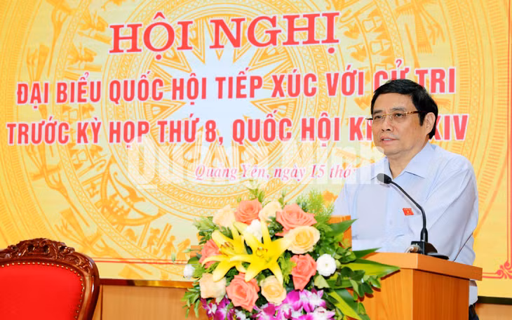 Đồng chí Phạm Minh Chính, Ủy viên Bộ Chính trị, Bí thư Trung ương Đảng, Trưởng Ban Tổ chức Trung ương, ĐBQH tỉnh, thông tin về chương trình Kỳ họp thứ 8, Quốc hội khóa XIV (10-2019). Ảnh: Đỗ Phương