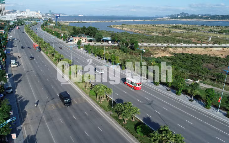 Tuyến đường 10 làn xe (7-2020). Ảnh: Mạnh Trường