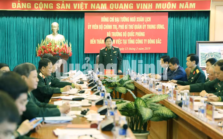 Bộ trưởng Bộ Quốc phòng Ngô Xuân Lịch, phát biểu tại buổi làm việc (3-2019). Ảnh: Hồng Nhung