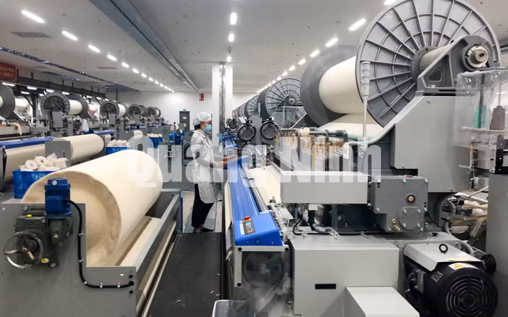 Sản xuất sợi tại KCN Cảng biển Hải Hà (6-2018). Ảnh: Hồng Nhung