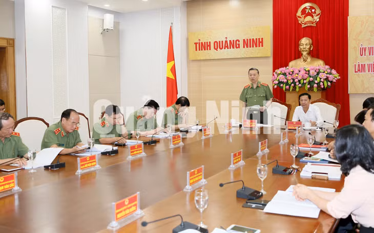 Bộ Trưởng Bộ Công an Tô Lâm phát biểu tại buổi làm việc với tỉnh Quảng Ninh (8-2019). Ảnh: Đỗ Phương
