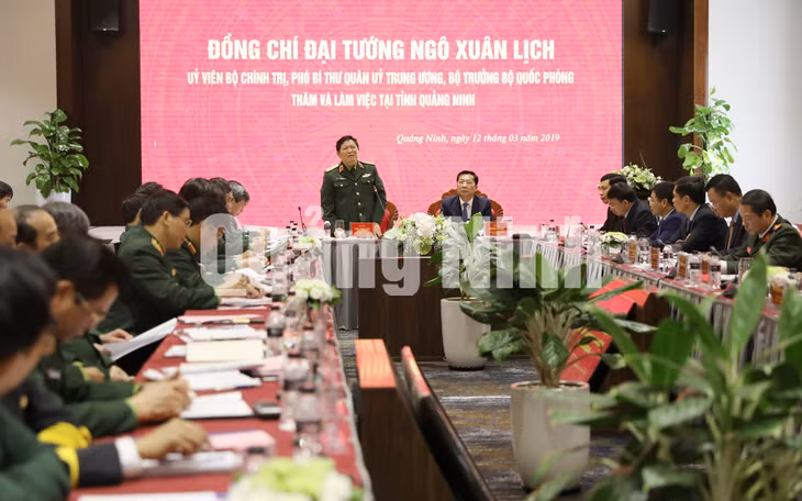Đại tướng Ngô Xuân Lịch phát biểu tại buổi làm việc với tỉnh Quảng Ninh (3-2019). Ảnh: Hồng Nhung