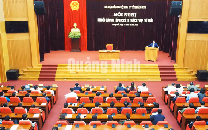 Quang cảnh buổi tiếp xúc cử tri (10-2020). Ảnh: Phạm Minh Chính
