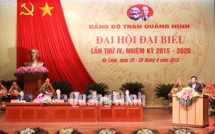 Đại hội đại biểu Đảng bộ Than Quảng Ninh khóa IV diễn ra trong hai ngày 25 và 26-6.