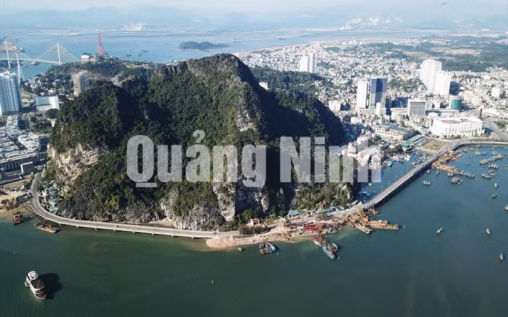 Toàn tuyến đường bao biển núi Bài Thơ (3-2019). Ảnh: Đỗ Phương