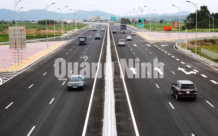 Cao tốc Hạ Long - Hải Phòng (9-2018). Ảnh: Đỗ Phương