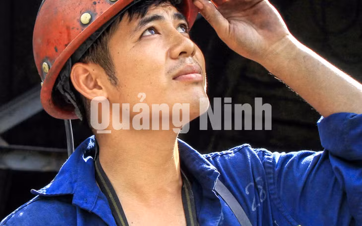 Niềm tin thợ lò trẻ (Công ty Xây lắp mỏ) (5-2020). Ảnh: Dương Phượng Đại