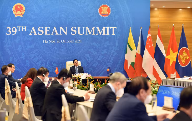 Tại Hội nghị, các Lãnh đạo đã trao đổi về quan hệ giữa ASEAN với các đối tác và các vấn đề quốc tế và khu vực cùng quan tâm. Ảnh VGP/Nhật Bắc